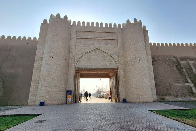 1 Day Tour to Shakhrisabz: Motherland of Amir Temur - Leaving Samarkand for the mountain road