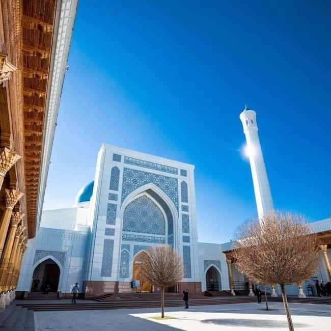 9 Days Private Guided Tour to Uzbekistan - Day 4: Bukhara’s old center, from trading domes to the Kalon Minaret