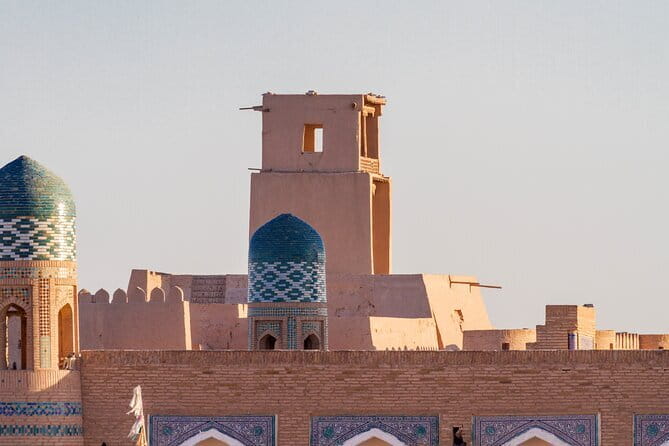 Best of Khiva: Exclusive Private Tour! - Pahlavan Mahmoud Mausoleum and local devotion