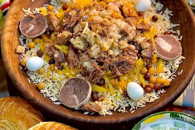 Beyond the Walls: Countryside Tour with Transport and Lunch - Lunch at The Plov