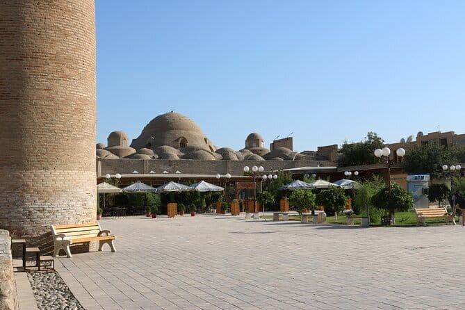 Bukhara: Walking Tour with a Small Group - Magoki-Attori Mosque and a look at local craft