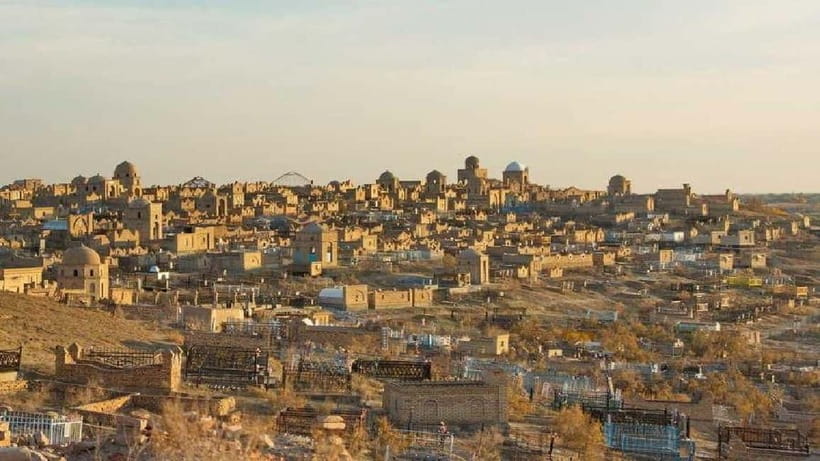 Daytrip From Khiva to Savitsky Museum & Mizdakhan & Chilpik - Mizdakhan, a cemetery spread across the desert