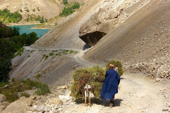 Full Day Private Tour in Seven Lakes from Samarkand - Crossing from Uzbekistan into Tajikistan
