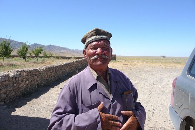 Hiking tour to Hayat, Uhum and Asraf villages – 4 days - Day 3: Ukhum to Asraf with luggage carried by donkeys