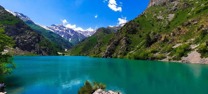 Jade Lake Tour from Tashkent - The Niva ride where the pavement ends