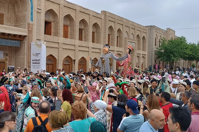 One-Day Private Tour in the Old Town of Bukhara - Trading domes and Bukhara’s craft traditions