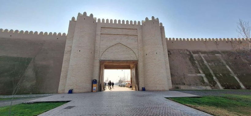 One day tour to Shakhrisabz: Motherland of Amir Temur - Kuk Gumbaz Mosque and the Persian architectural influence