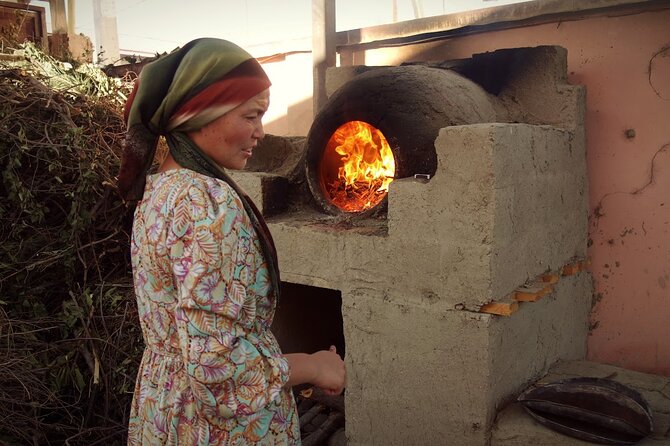 Private Samarkand Cooking Class with Market Tour & Transfers - Who will enjoy this Samarkand cooking class?