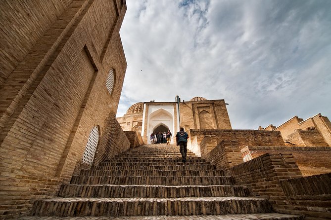 Samarkand City Tour - Shah-i-Zinda: the most atmospheric stop