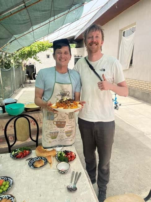 Samarkand: Cooking class with local family - Lunch with Navruz, Guli, and their parents