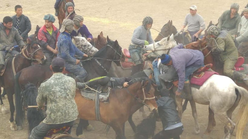Samarkand: Uloq-Kopkari (Buzkashi) Game Day Tour - Entering the natural arena