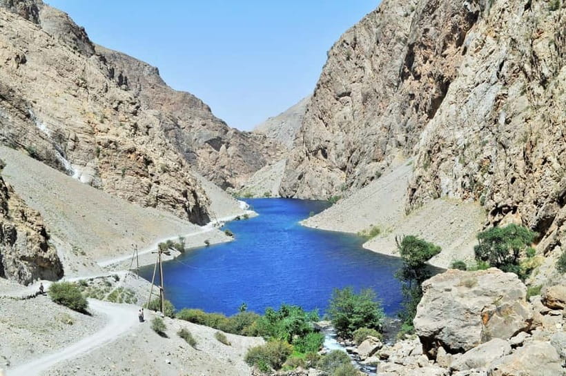 Small group: Tajikistan Seven Lakes Day trip from Samarkand - The early road from Samarkand to the border