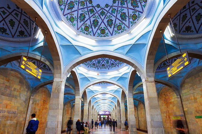 Tashkent City Highlights Guided Walking Tour - Independence Square and the meaning of Mustakillik