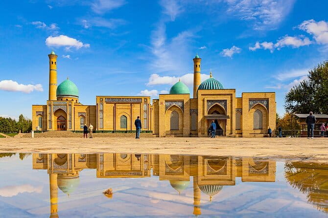 Tashkent: Private Full-Day City Tour on a Premium Car - Key points to know before booking