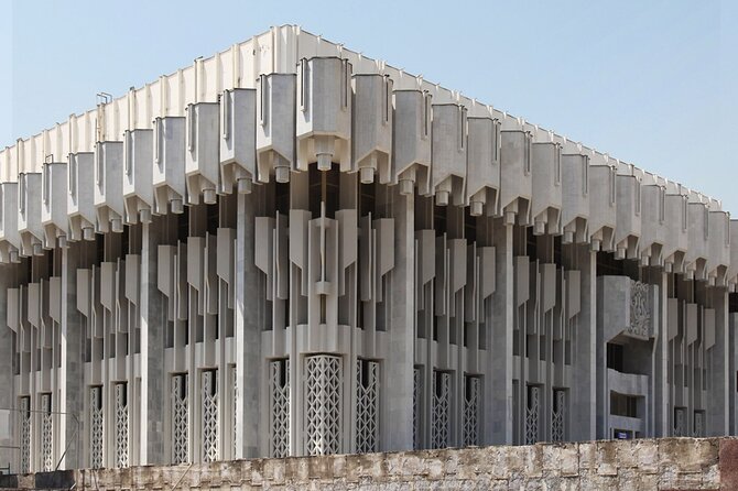Tashkent Soviet Architecture (Modernism) and Subway station tour. - How the private format changes the experience