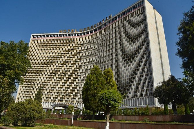 Tashkent Walking Tour with Local Lady / Gentleman - From old Tashkent to the broad center