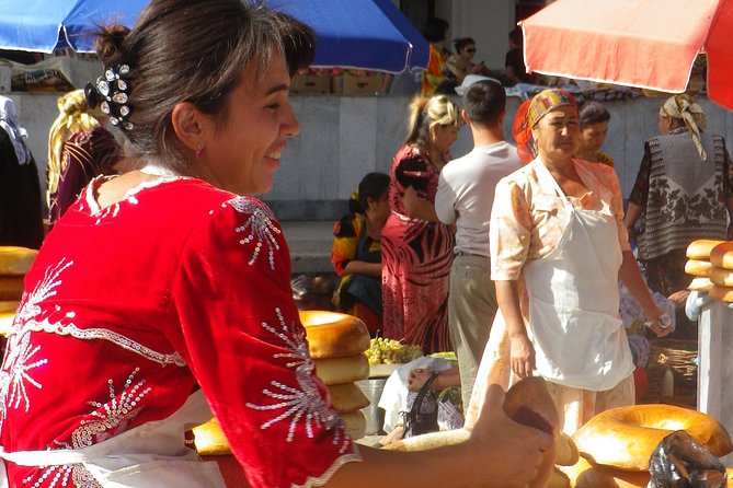 The Golden City of Samarkand: A Self-Guided Audio Tour - Siab Bazaar, where Samarkand gets practical